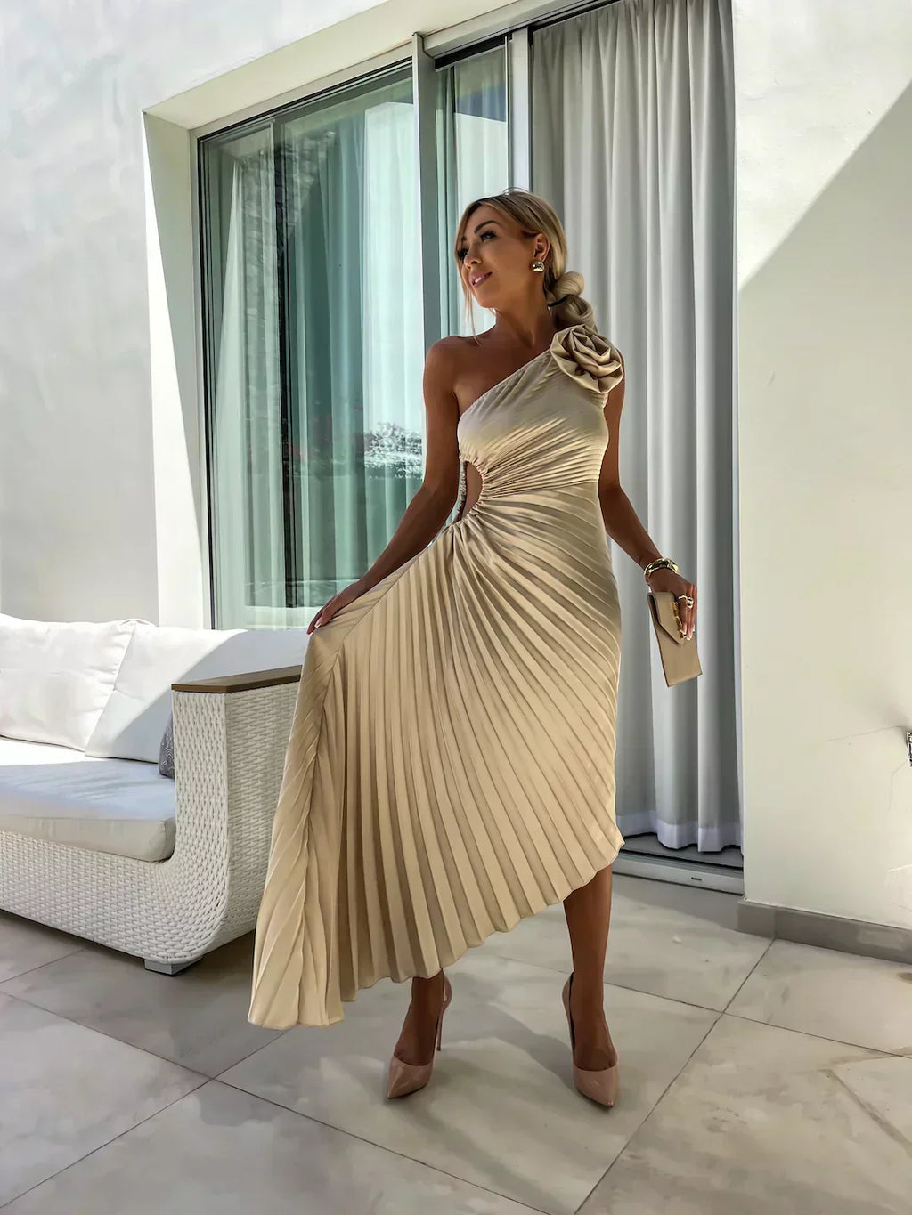 Mandy | Elegant Shoulder Pleated Dress